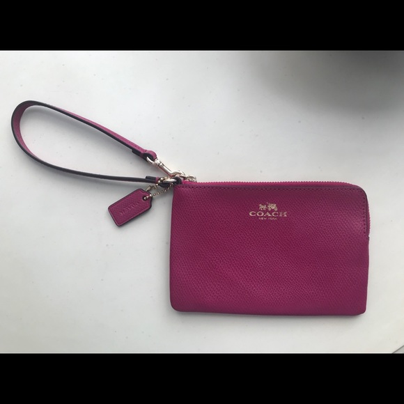 Coach Small Wristlet - Picture 1 of 3